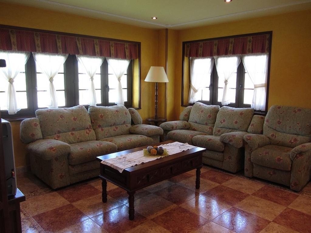 Vivienda Sampedri Santillana del Mar Quarto foto