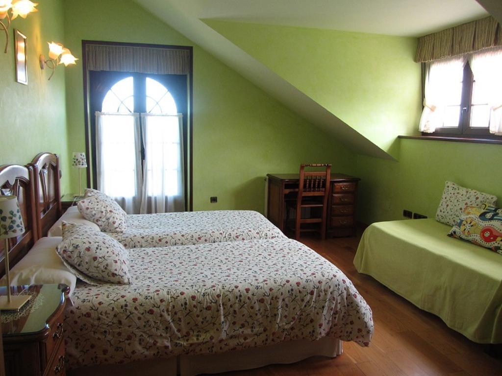 Vivienda Sampedri Santillana del Mar Quarto foto