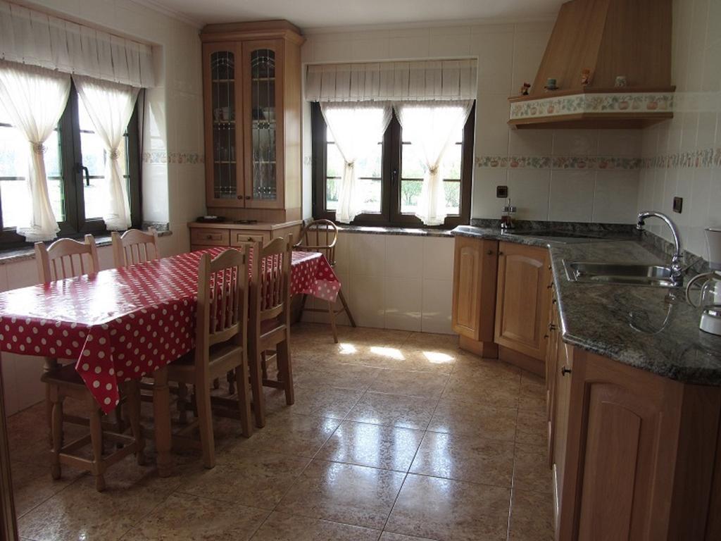 Vivienda Sampedri Santillana del Mar Quarto foto