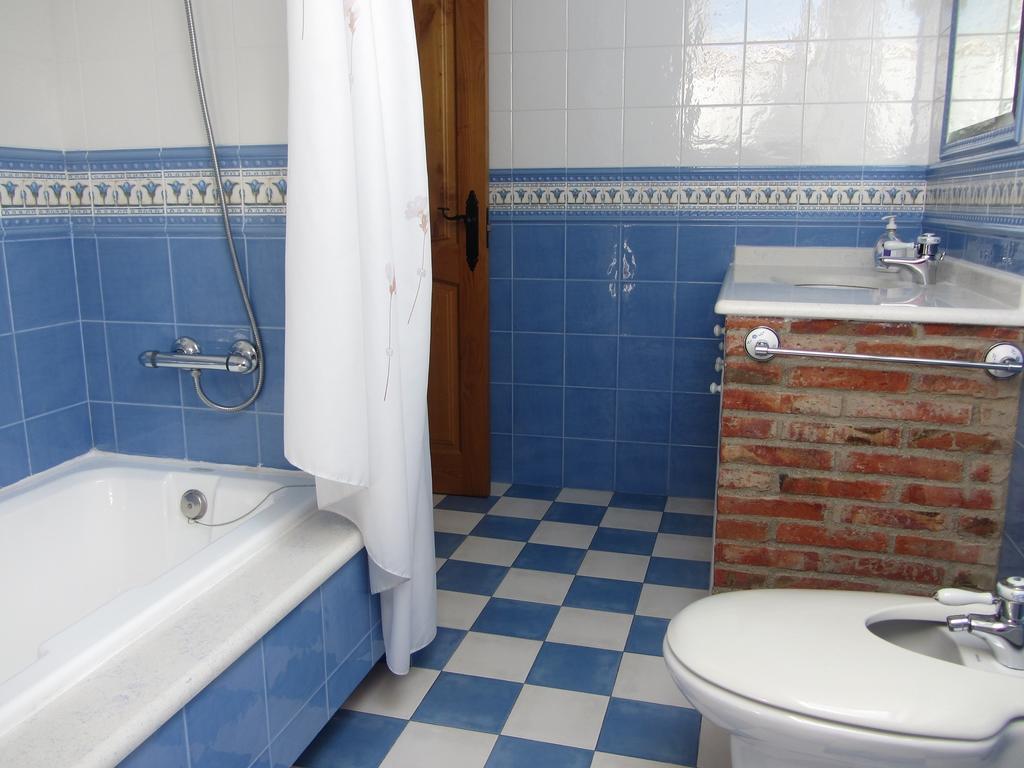 Vivienda Sampedri Santillana del Mar Quarto foto