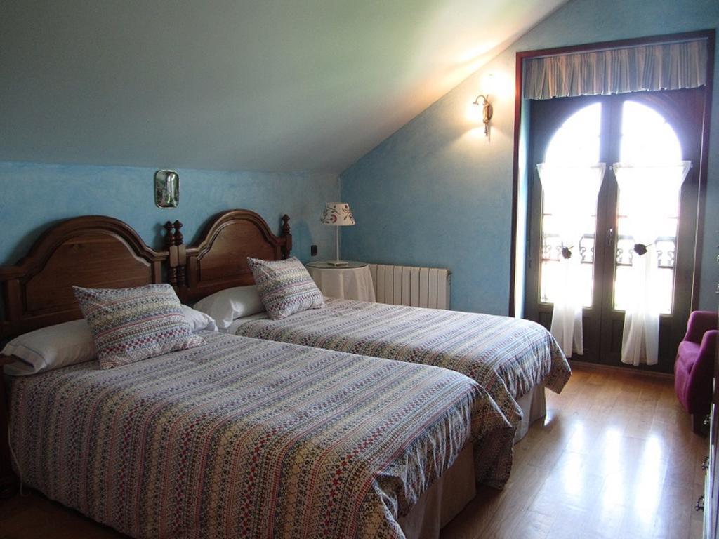 Vivienda Sampedri Santillana del Mar Quarto foto
